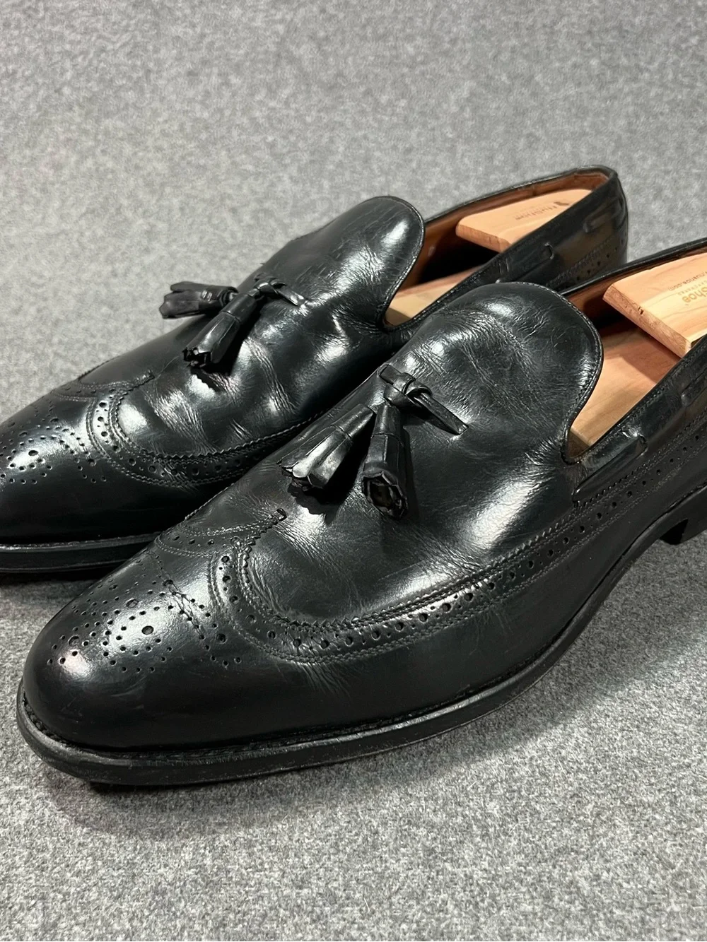 Allen Edmonds Manchester Mens Black Wingtip Tassel Loafer Size 11 D Dress Shoe